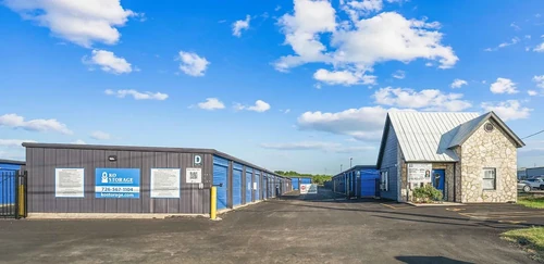 KO Storage of Pleasanton - 2013 W Oaklawn Rd storage facility exterior view