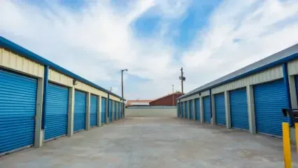 KO Storage of Odessa - W 10th St storage facility exterior view