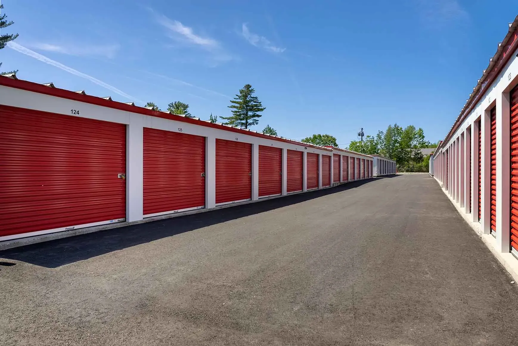 Drive up units at KO Storage