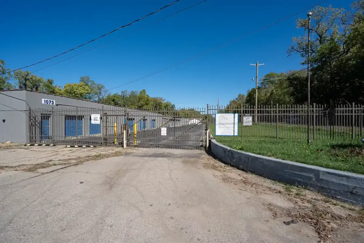 Gated storage facility
