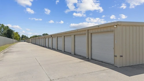 KO Storage of Catoosa - E Admiral Pl storage facility exterior view