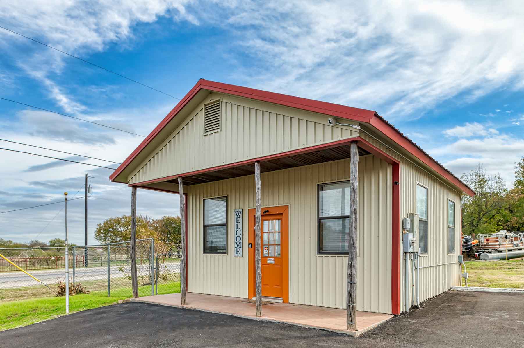 The leasing office at KO Storage in Mineral Wells, TX.